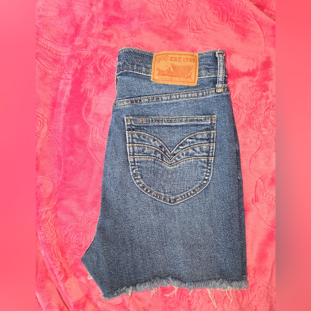 Gap High Rise Shorts Size 8 - Picture 7 of 7